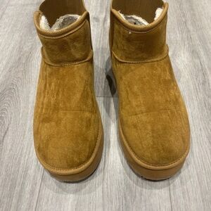 Men's Cozy Brown Suede Boots